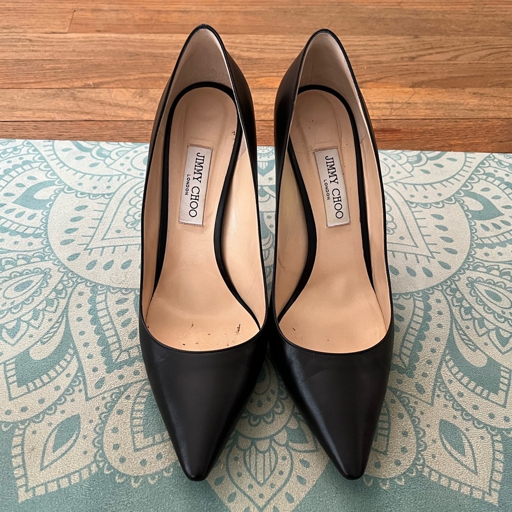 💕WELL LOVED Jimmy Choo Black Leather Romy Pointed Toe Pumps